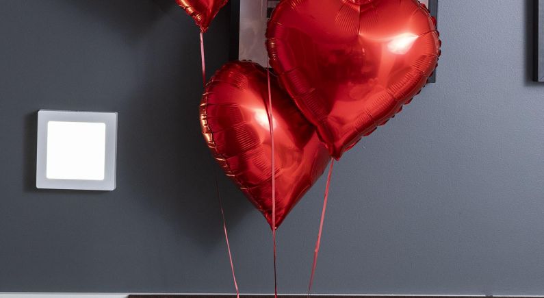 5 balões coração de gás hélio - Sibara Hotel