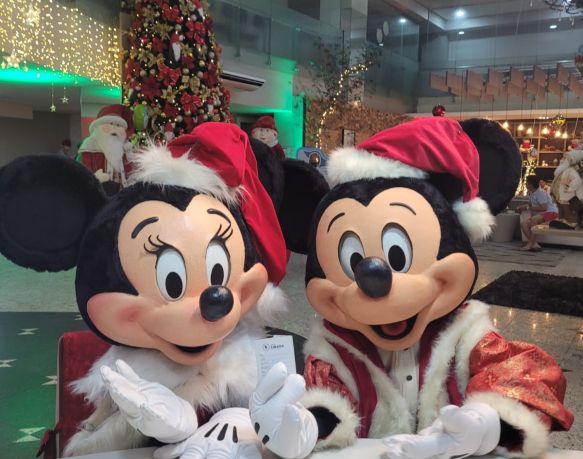 Presença Mickey e Minnie no Natal do Sibara 2023 - Sibara Hotel